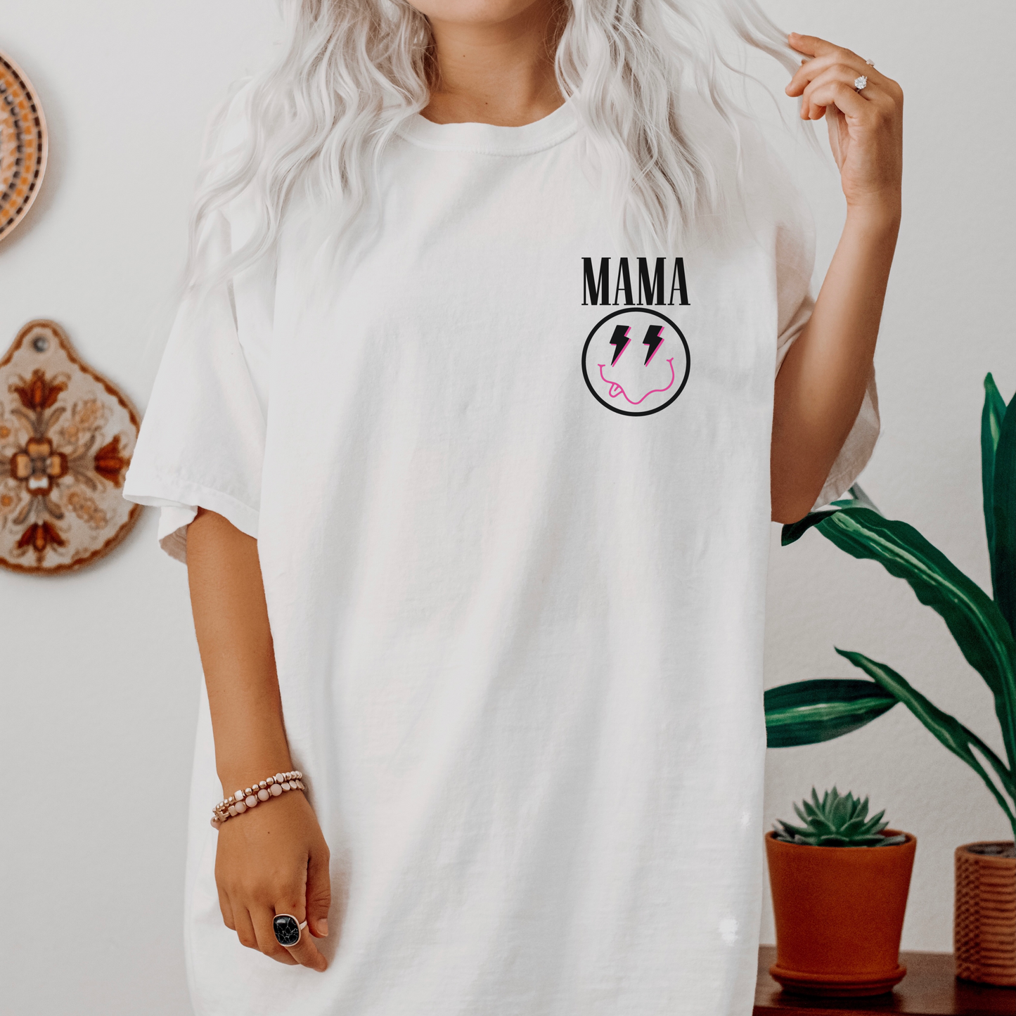 Mama Checkered Comfort Tee