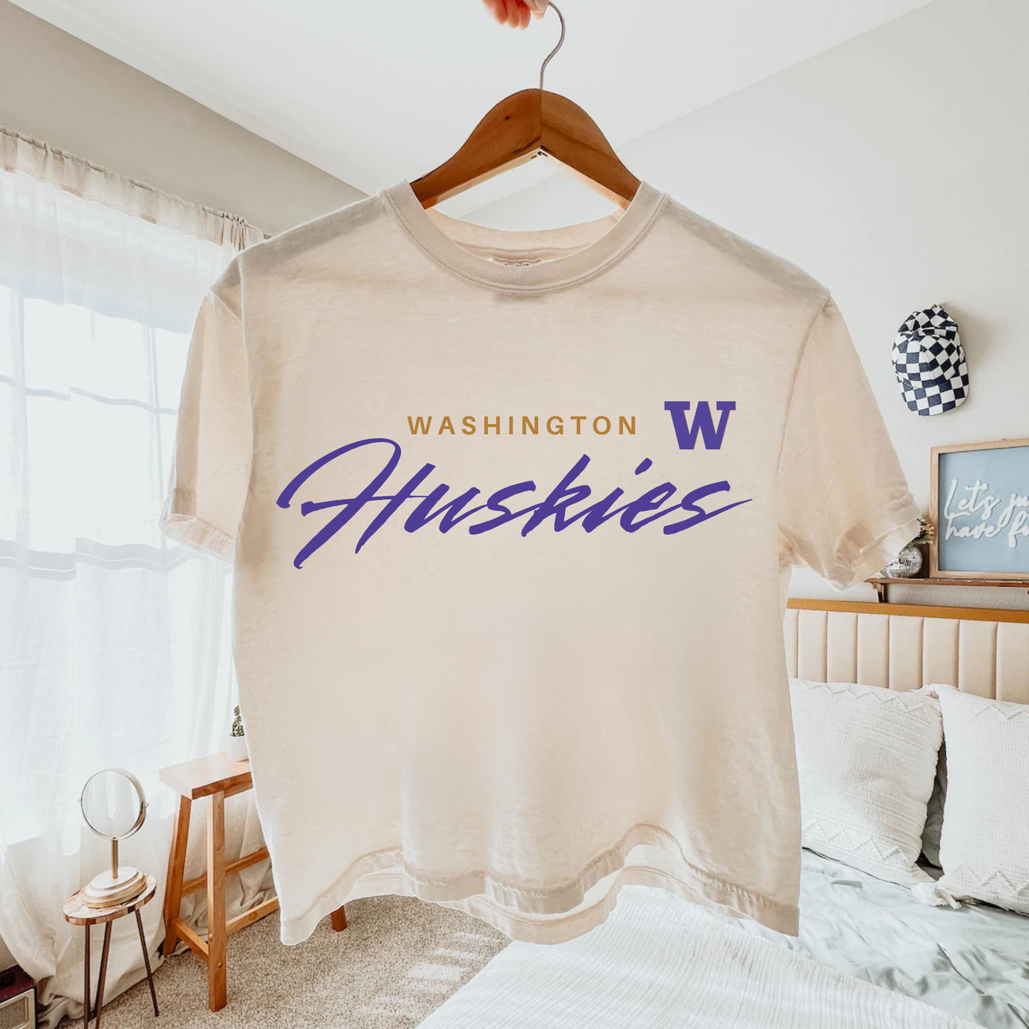 Washington Huskies Retro Long Crop Tee